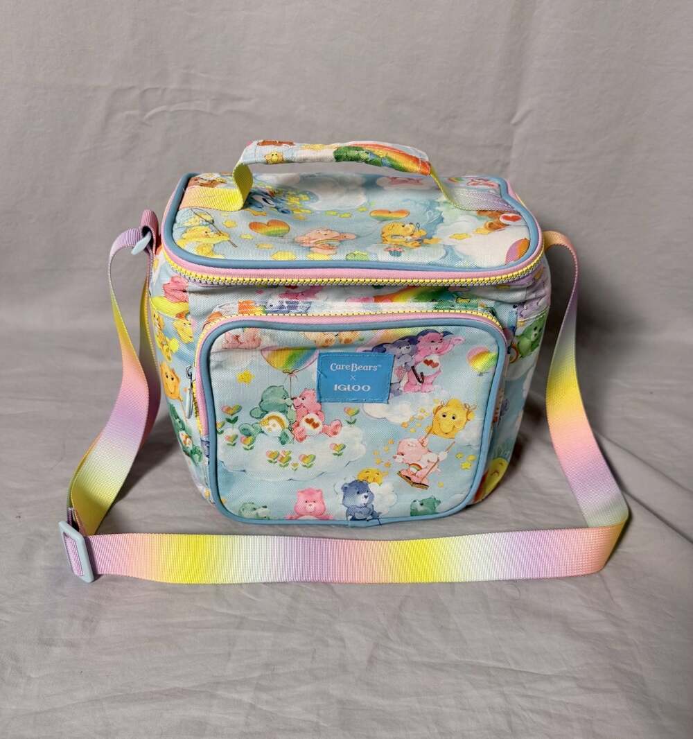 Care Bears x Igloo Lunch Cooler Bag Rainbow Strap